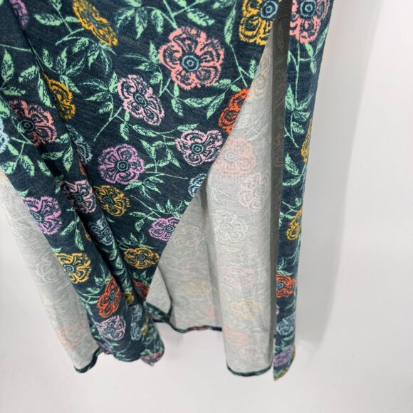 LuLaRoe Sleeveless Joy Vest Womens Large Blue Floral Polyester Side Slits NEW - Picture 5 of 8